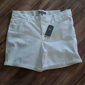 Wit and Wisdom White Denim Shorts Size 18